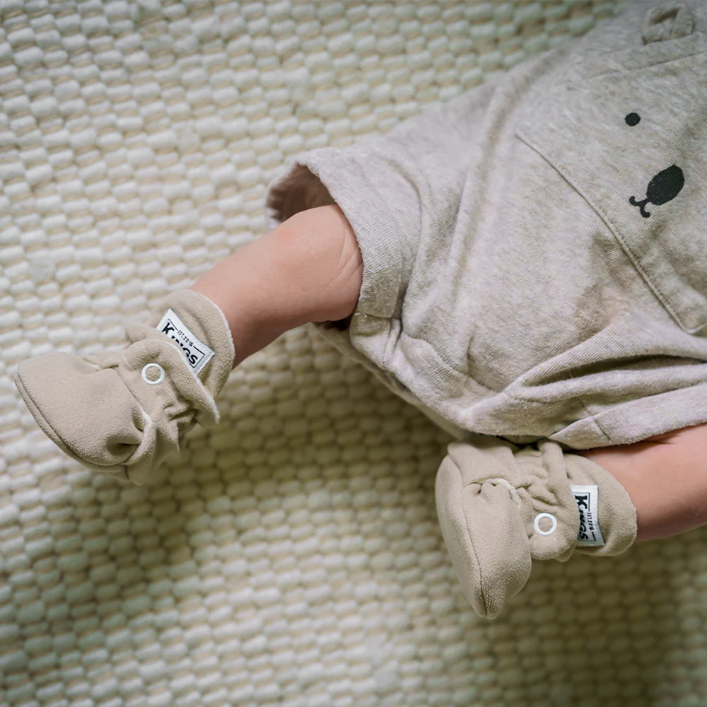 Kings & Rebels Baby Booties 'Gamuza' Ivory - Image 2