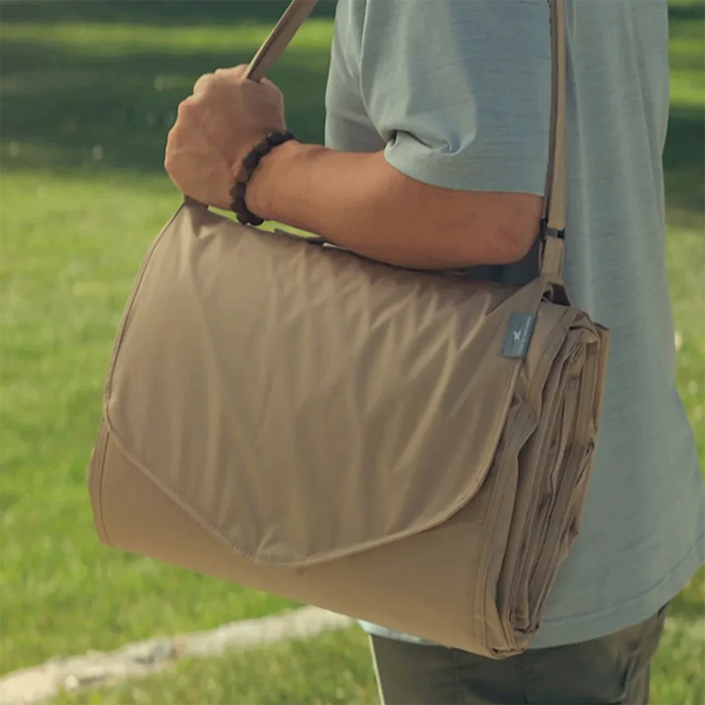 Little Unicorn  Picknickdecke Extra Big  'Buffalo Check' Beige - Image 4