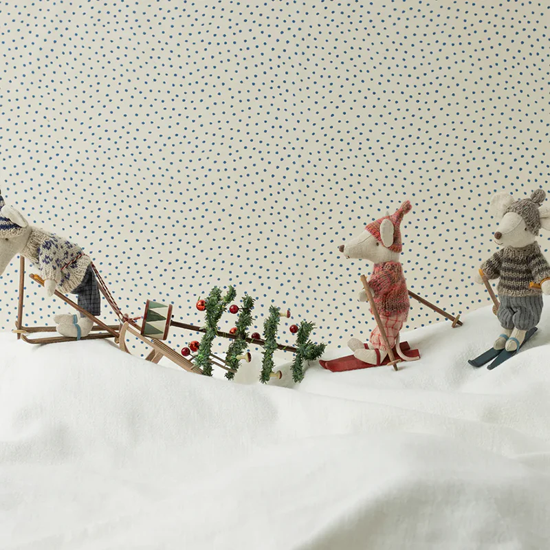 Maileg 'Wintermaus mit Ski' Grosse Schwester Rose - Image 2
