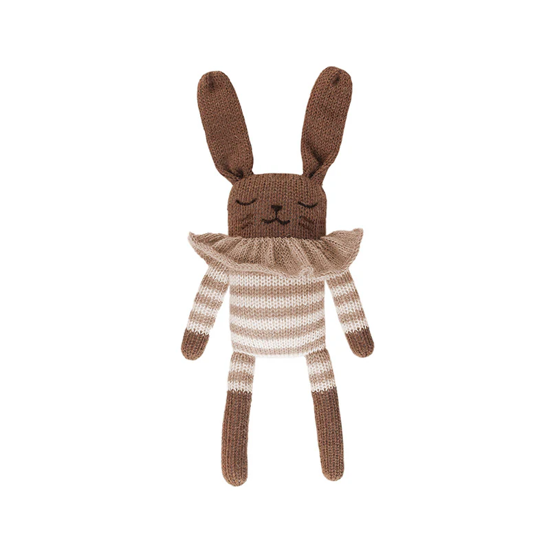 Main Sauvage Strickkuscheltier 'Bunny' Sand Striped Romper