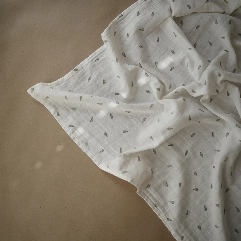 Mushie  Musselin Swaddle  Leaves - Image 3