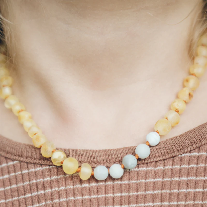Petit Stellou  Bernsteinkette Lemon  Blue Amazonite - Image 4